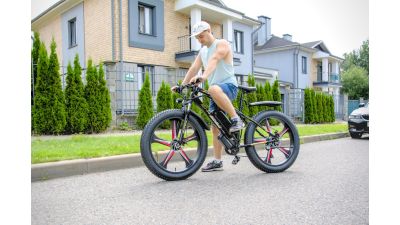 Нужны ли права на электроскутер, электровелосипед, электросамокат и другой электротранспорт в Беларуси в 2025 году